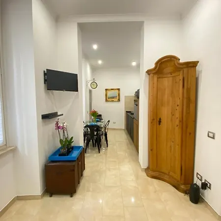 Stradivari Apartment *